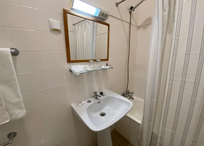 Casa de hóspedes União - 4*