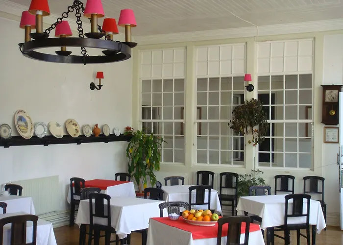 Casa de hóspedes União - 4*